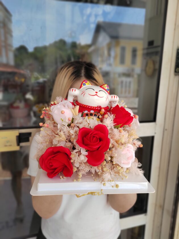 RS0020 Luck Fortune Cat for Your New Adventure (Red)