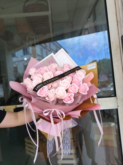 RS0001 Pinkish Love (Soap Rose)