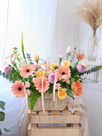 VAL0011 Enchanted Garden